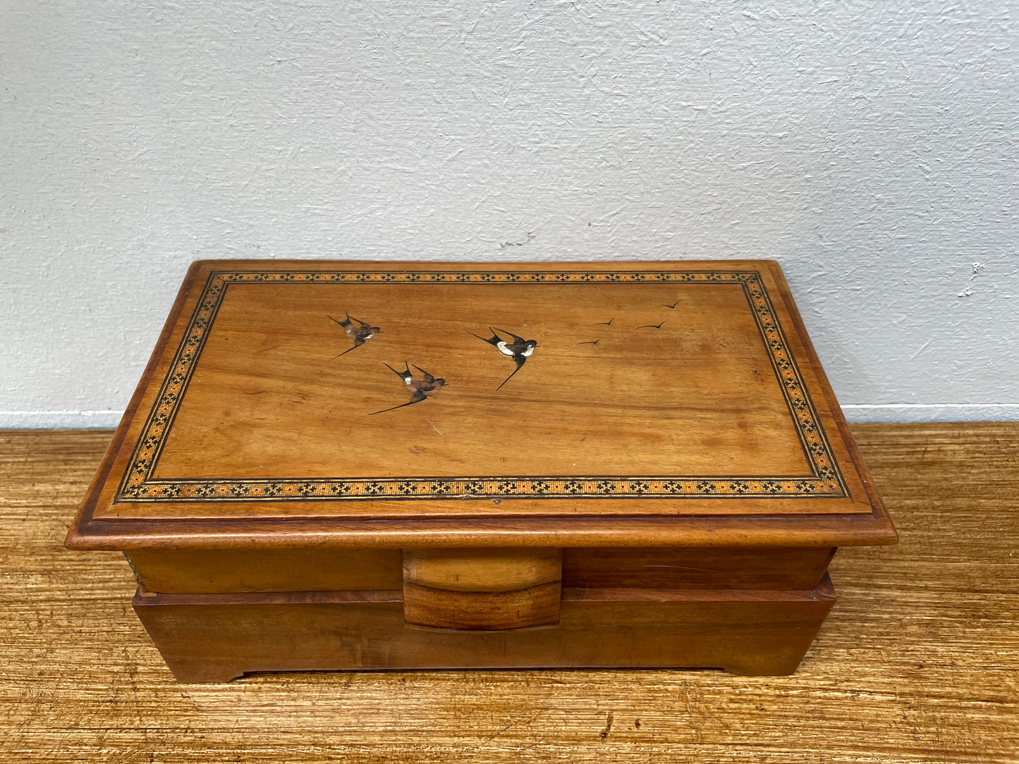 Antique Inlaid Olive Wood Jewelry Box