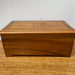 Antique Inlaid Olive Wood Jewelry Box