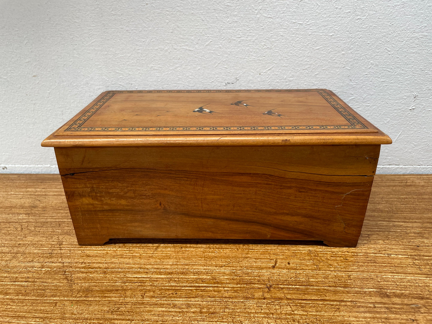 Antique Inlaid Olive Wood Jewelry Box