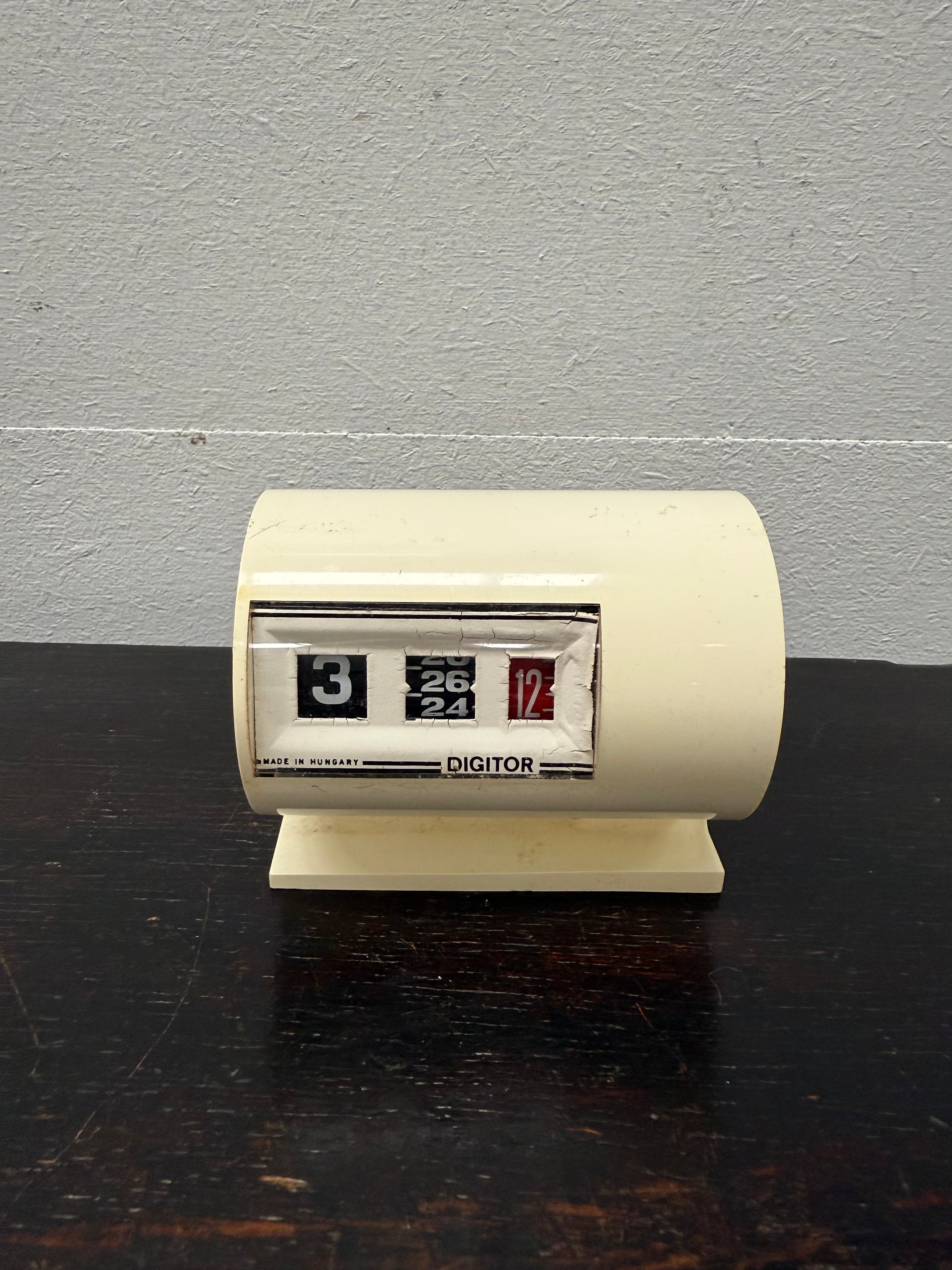 Rare Digitor Space Age Flip Alarm Clock A/F