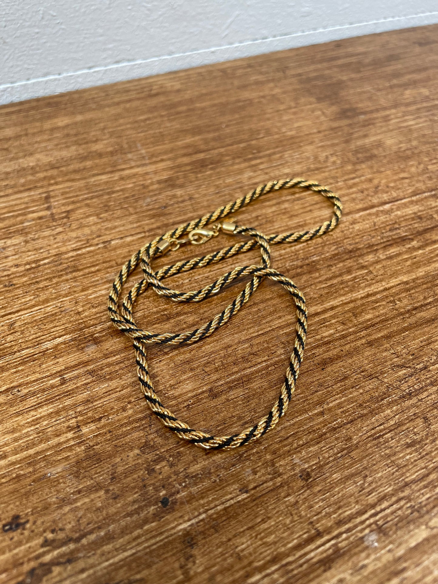 Classics Gilt Metal Rope Costume Necklace