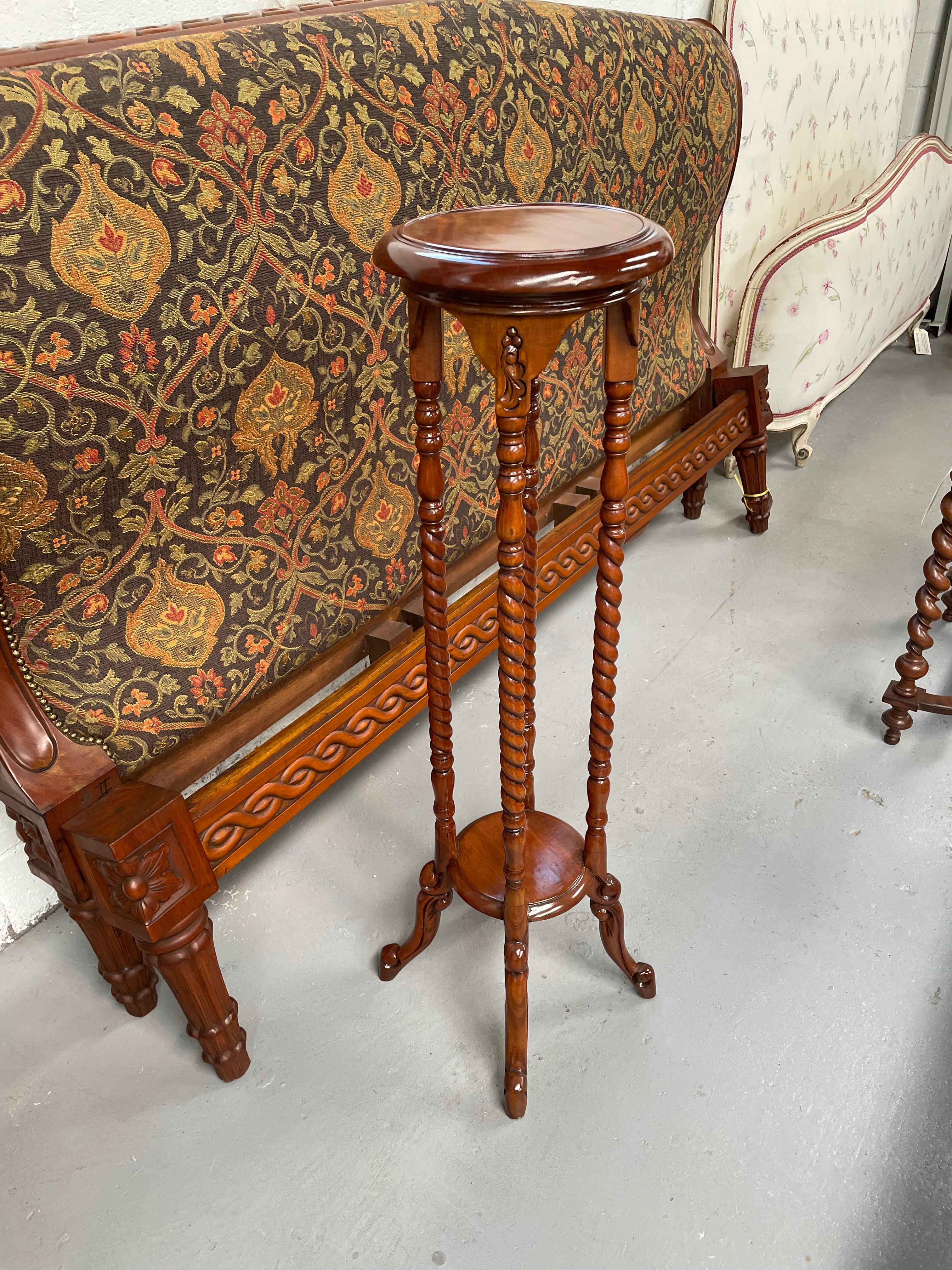 Vintage Mahogany Pedestal | Antique & Vintage | Moonee Ponds Antiques | Australia Wide Delivery