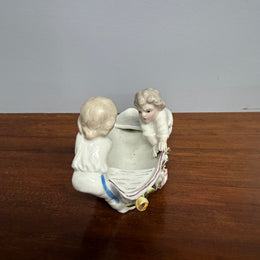 Novelty Dresden Salt With Children & A Boat
