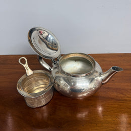 Vintage Robur Two Cup Teapot