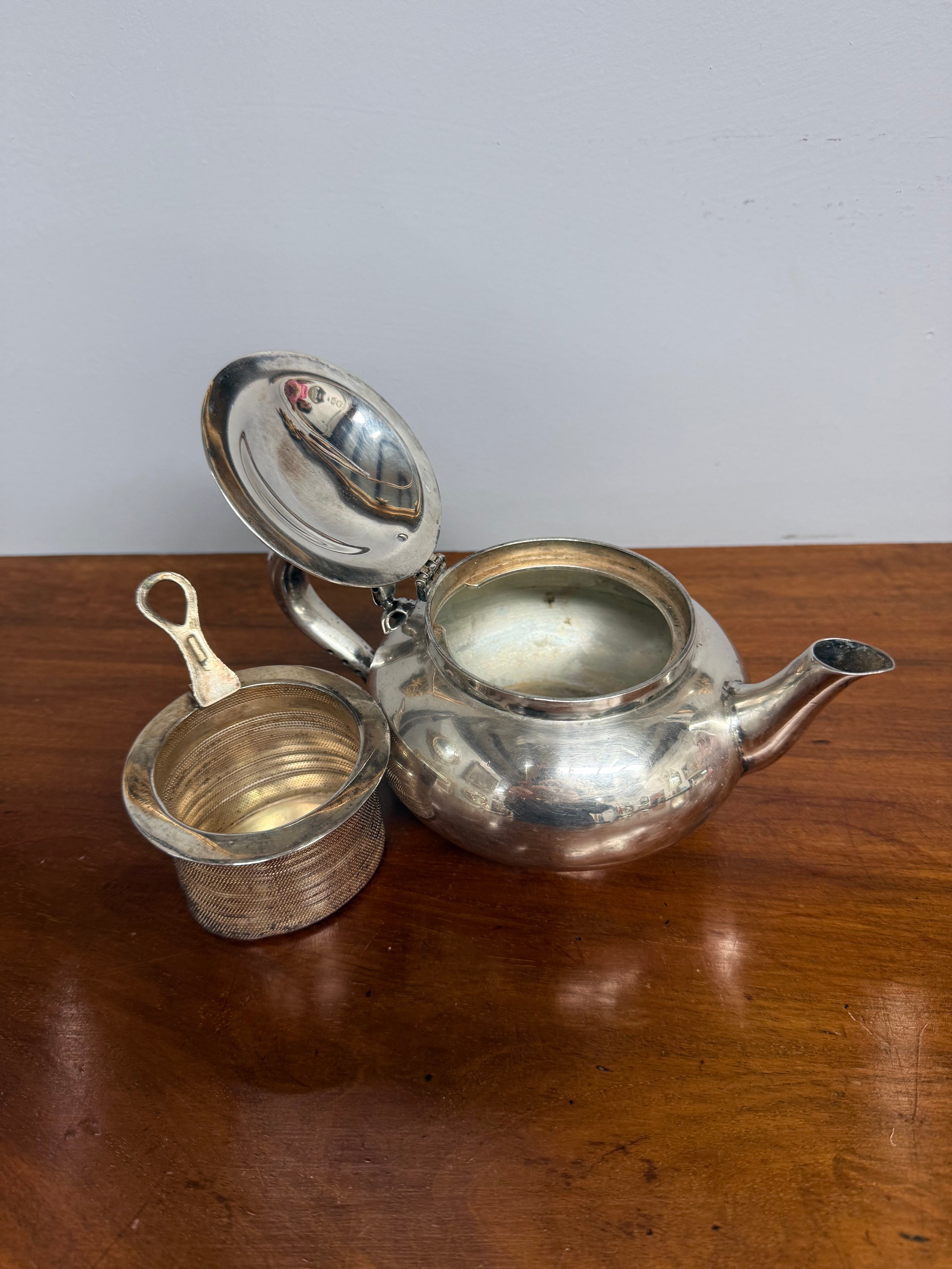 Vintage Robur Two Cup Teapot | Antique & Vintage | Moonee Ponds Antiques | Australia Wide Delivery