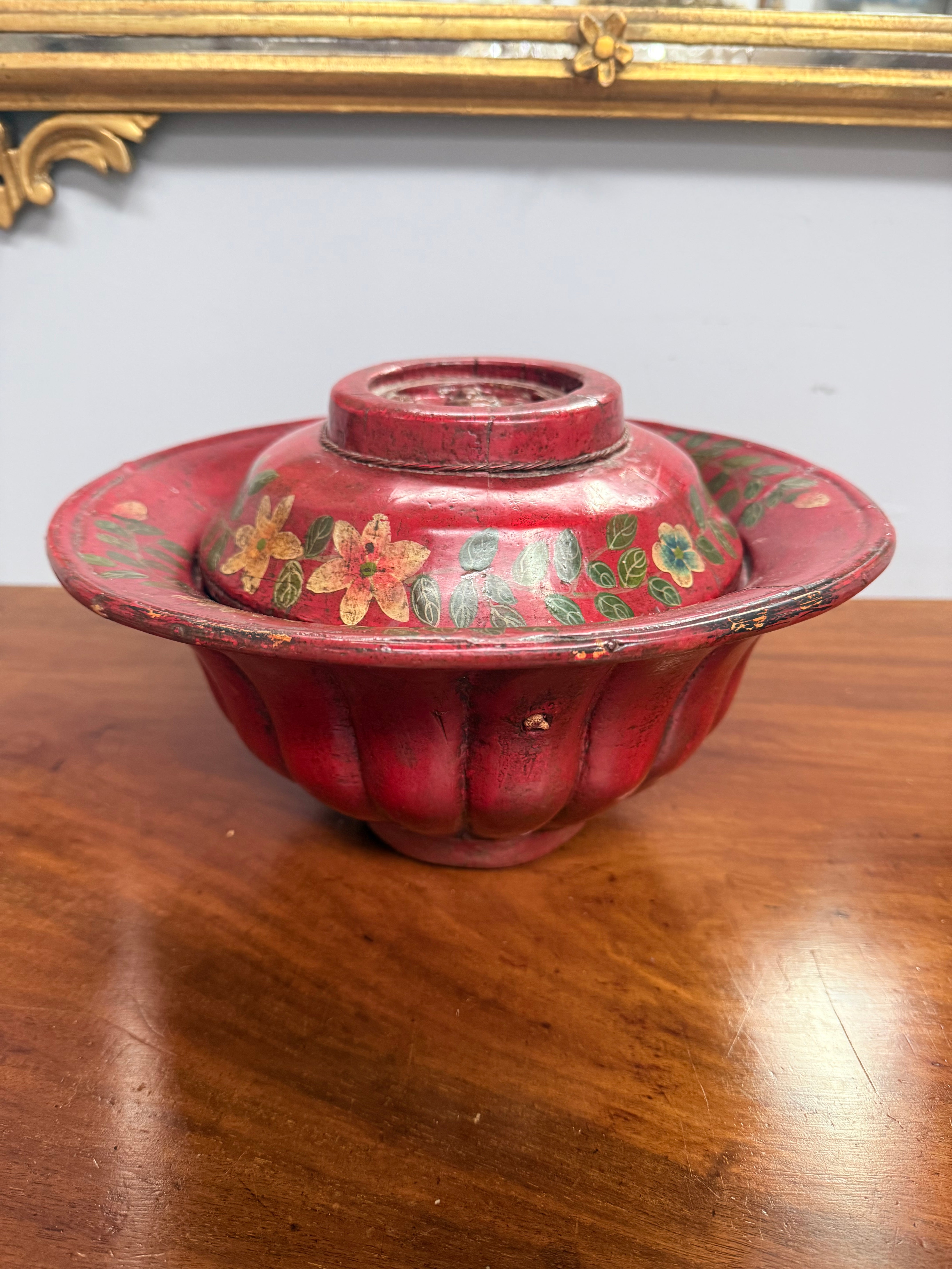Antique Traditional Japanese Red Lacquerware Lidded Bowl