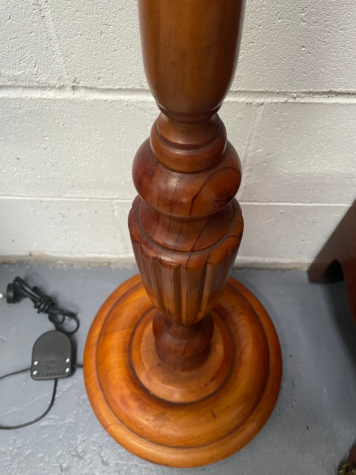 Antique Pine standard lamp that has been rewired to Australian standards with foot pedal. It has been sourced locally and is in good original detailed condition.