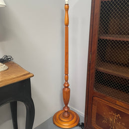 Antique Pine standard lamp that has been rewired to Australian standards with foot pedal. It has been sourced locally and is in good original detailed condition.