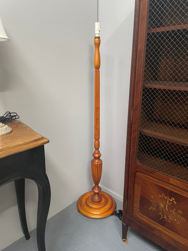 Antique Pine standard lamp that has been rewired to Australian standards with foot pedal. It has been sourced locally and is in good original detailed condition.