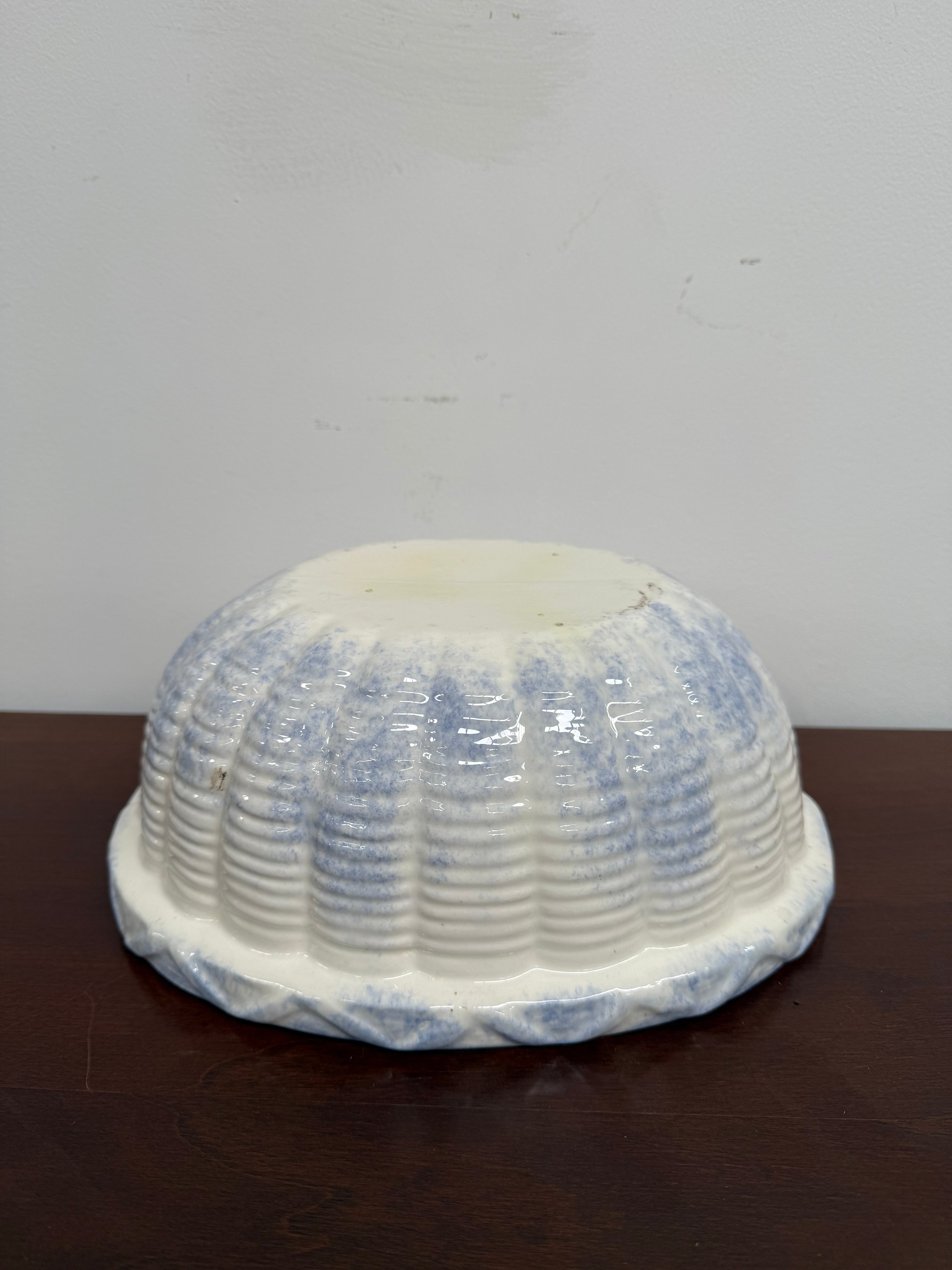 Vintage French Chicken Egg Bowl & Cover | Antique & Vintage | Moonee Ponds Antiques | Australia Wide Delivery