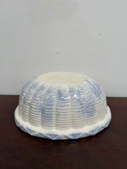 Vintage French Chicken Egg Bowl & Cover | Antique & Vintage | Moonee Ponds Antiques | Australia Wide Delivery