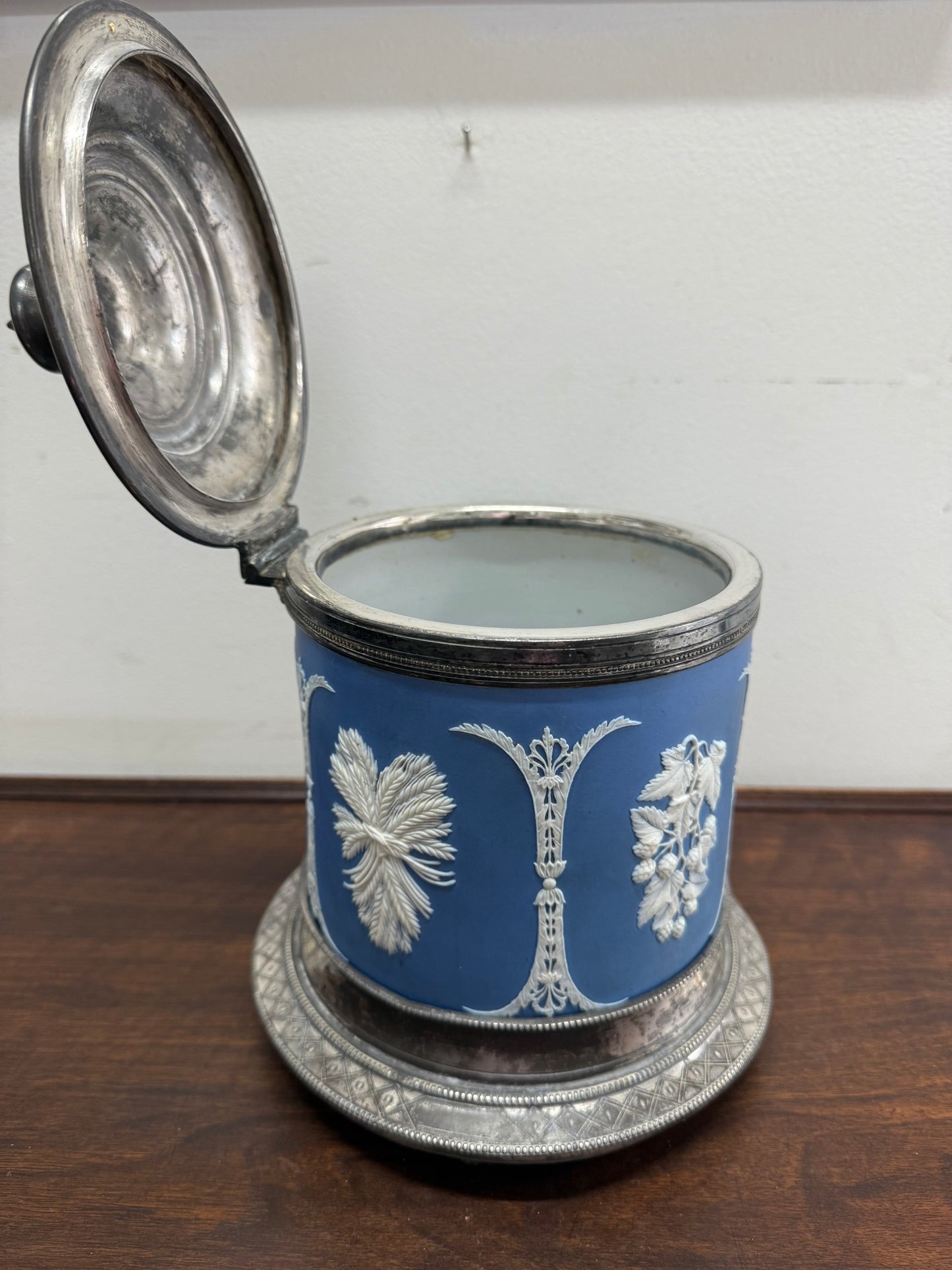 Attractive Jasper Ware & Silver Plated Biscuit Barrel