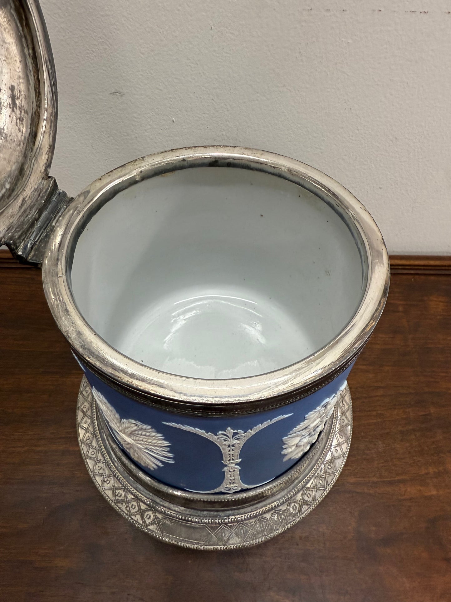 Attractive Jasper Ware & Silver Plated Biscuit Barrel