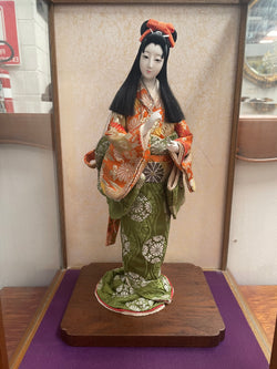 Vintage Geisha Girl in Original Show Cabinet | Antique & Vintage | Moonee Ponds Antiques | Australia Wide Delivery