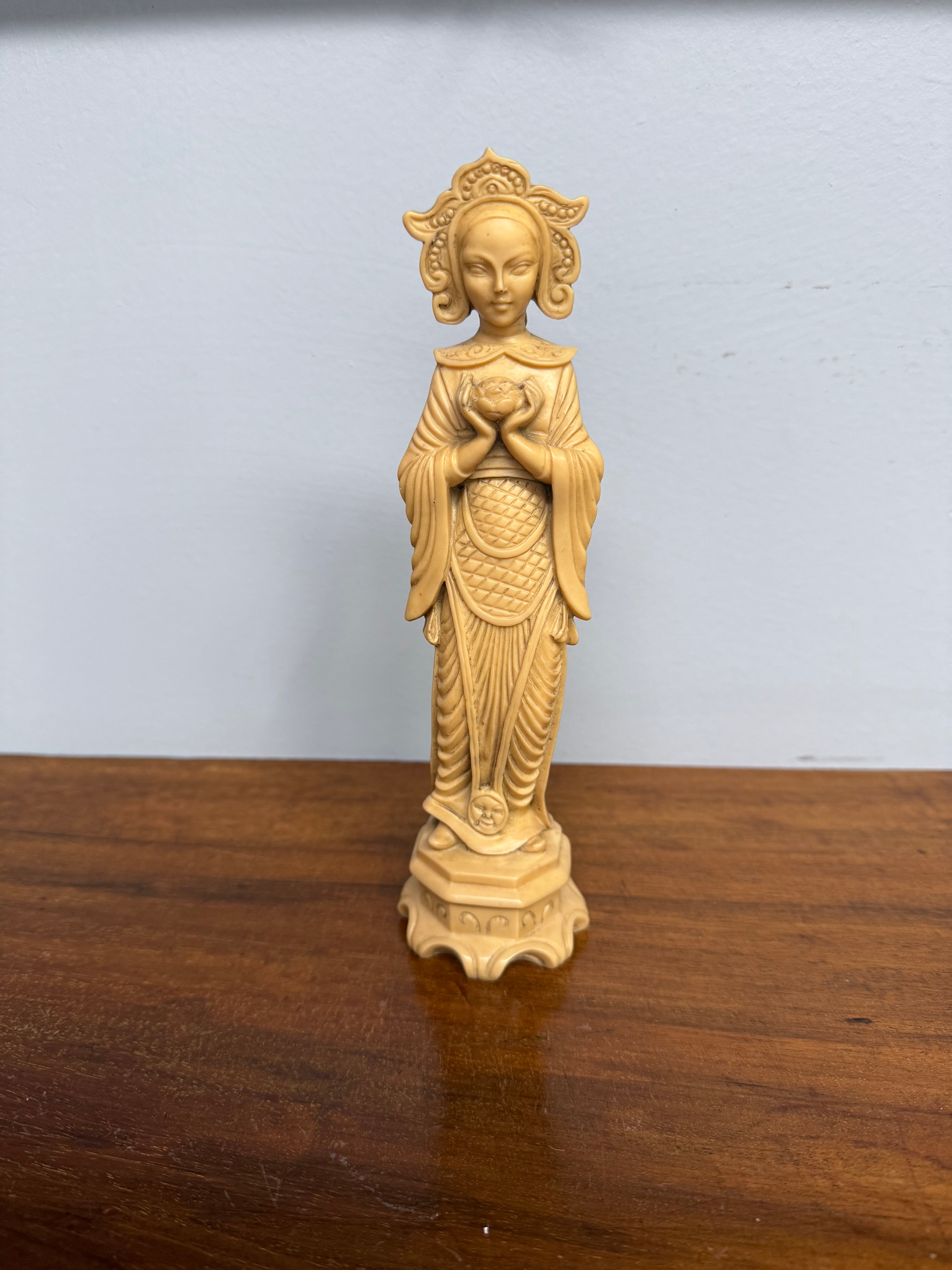 Vintage Japanese Resin Girl Statue | Antique & Vintage | Moonee Ponds Antiques | Australia Wide