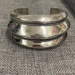 Sterling Silver Vintage Modernist Cuff