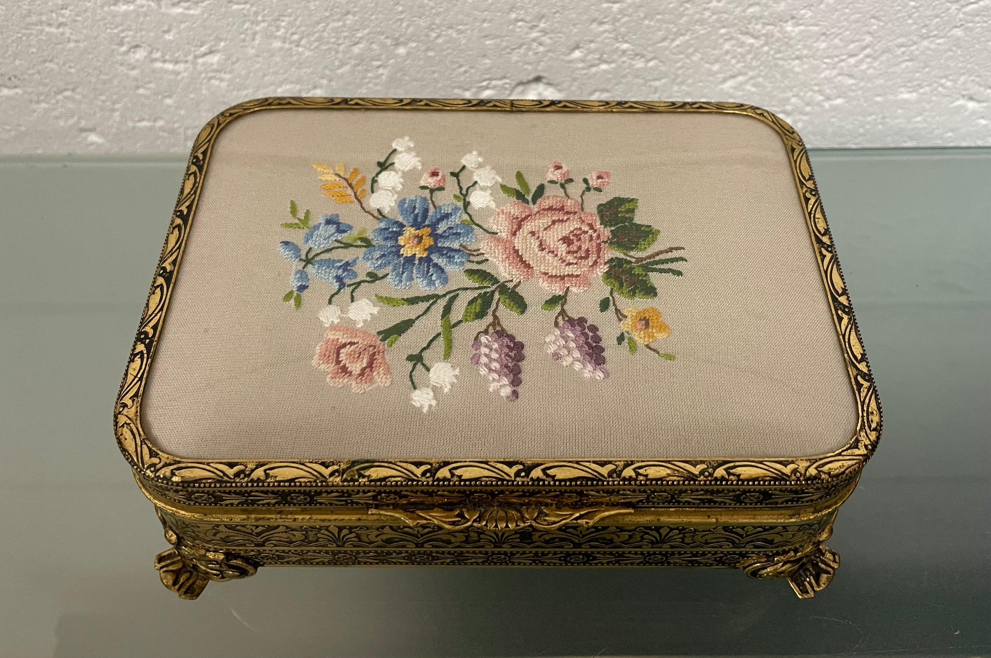 Vintage Jewellery Box | Antique & Vintage | Moonee Ponds Antiques | Australia Wide