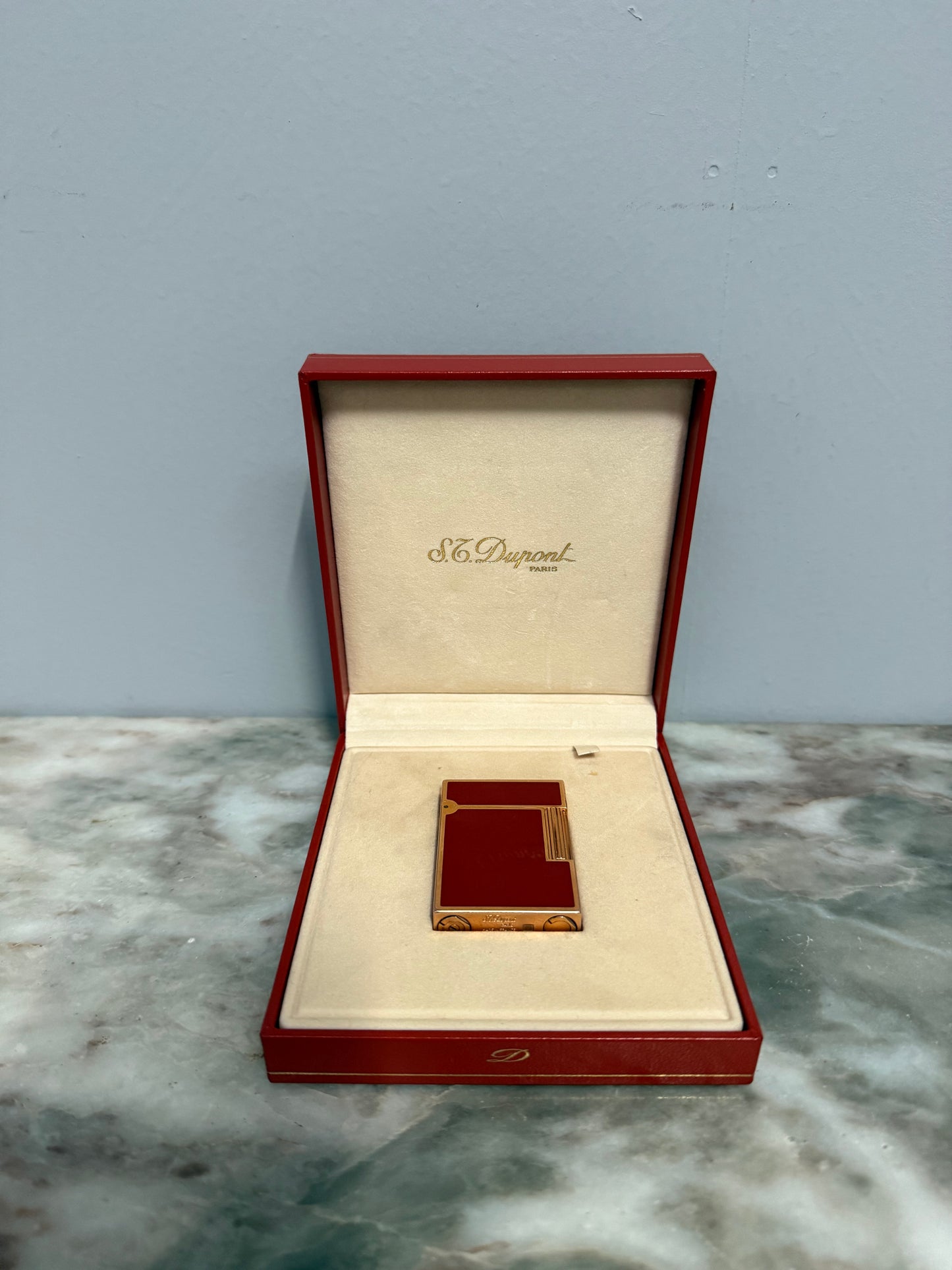 S.T.Dupont Pocket Lighter In Orig Box