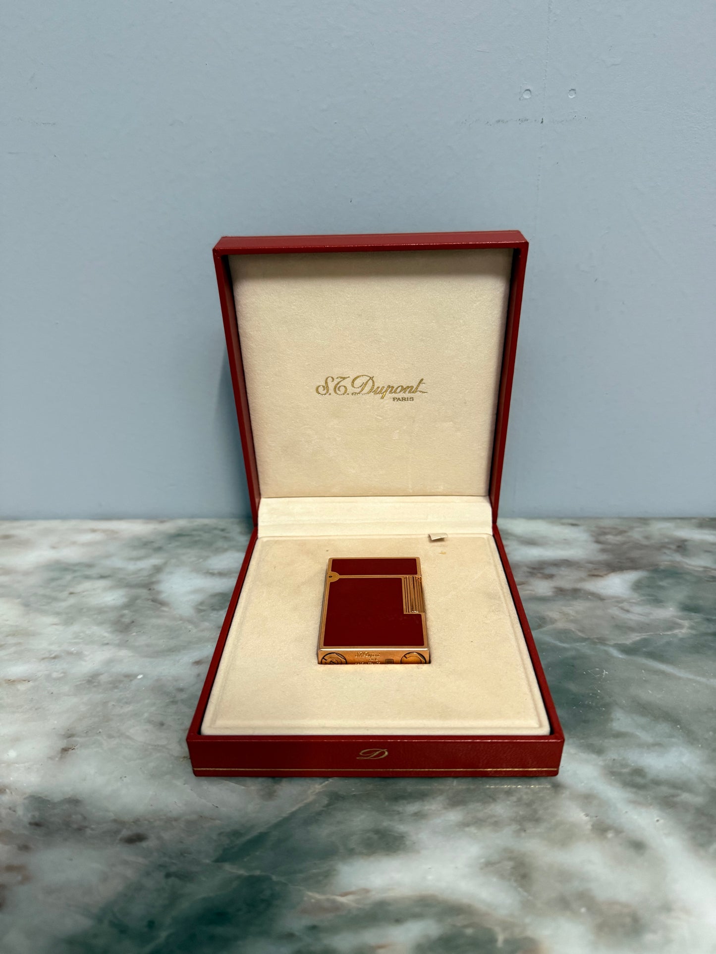 S.T.Dupont Pocket Lighter In Orig Box