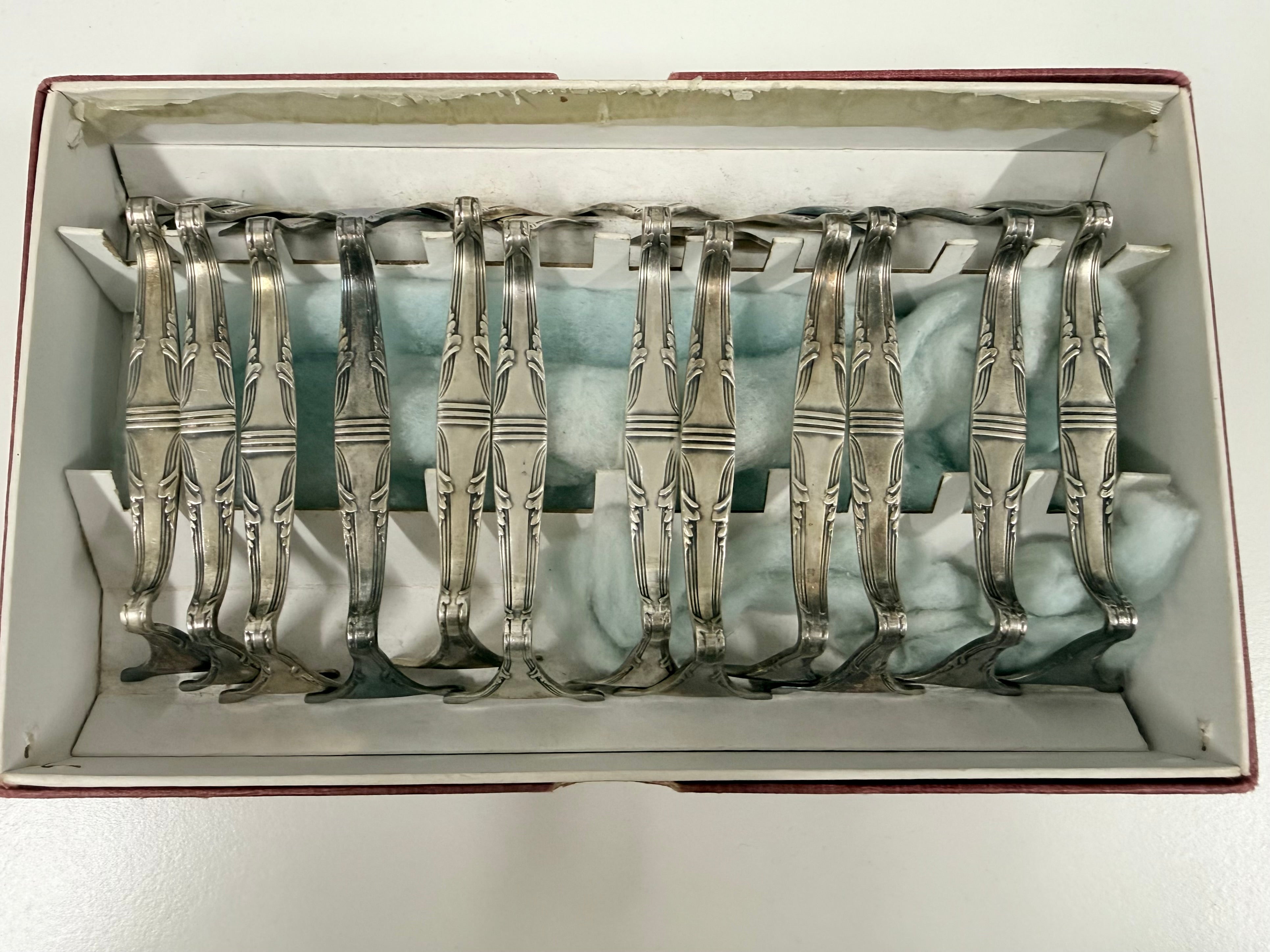 Vintage Wellner Signed Set 12 Knife Rests Silver Plated
