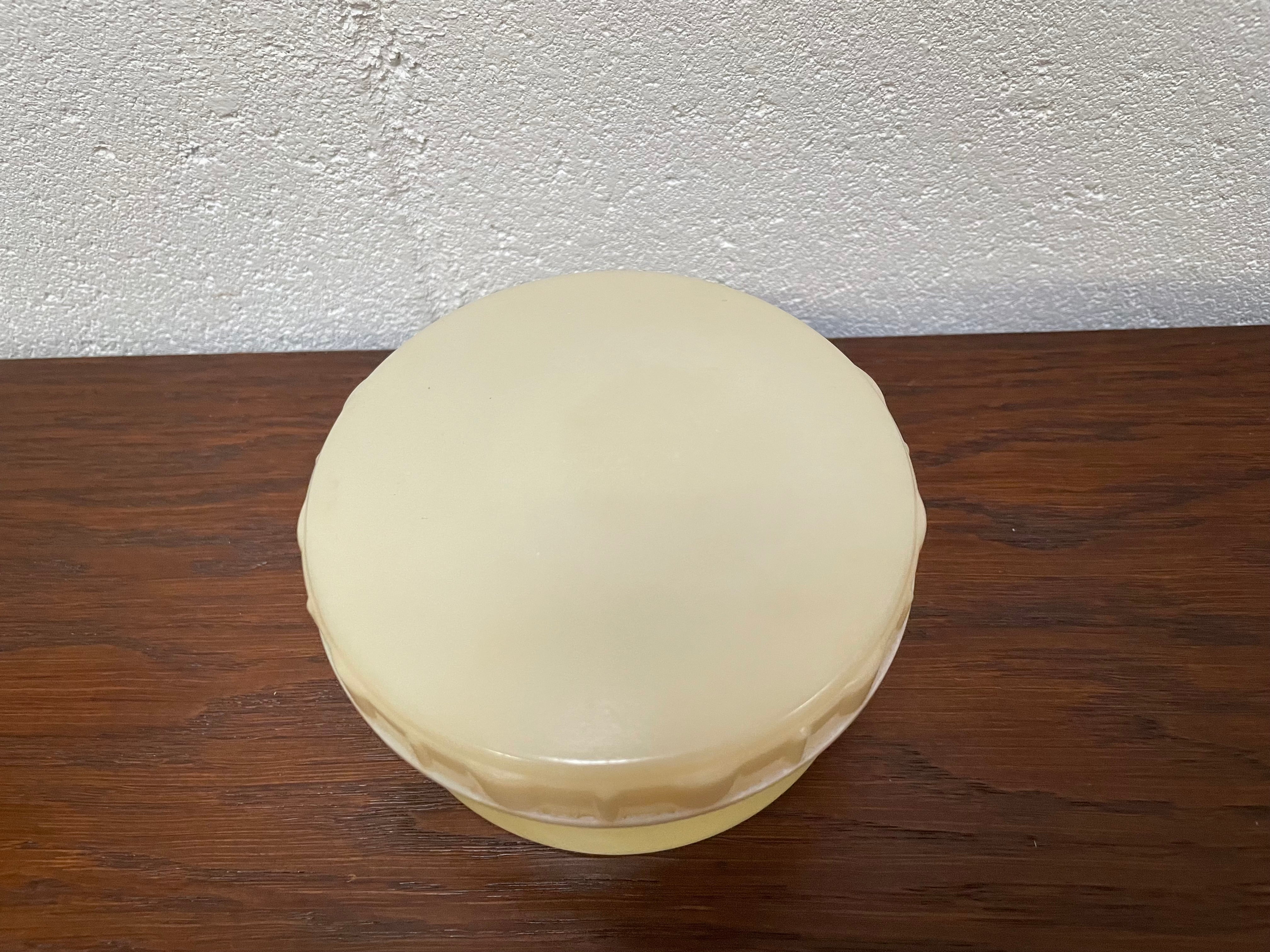 Vintage Bakelite Screw Top Trinket Box | Antique & Vintage | Moonee Ponds Antiques | Australia Wide Delivery