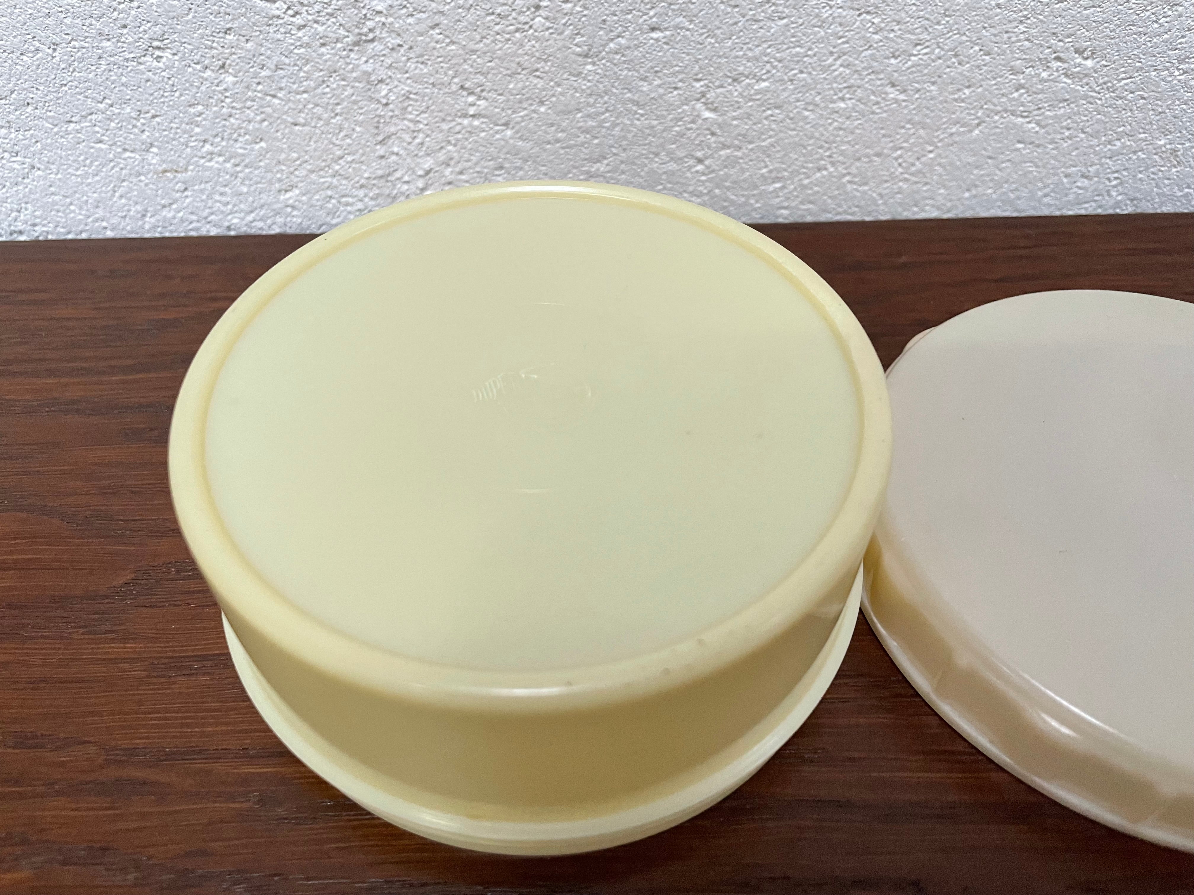 Vintage Bakelite Screw Top Trinket Box | Antique & Vintage | Moonee Ponds Antiques | Australia Wide Delivery