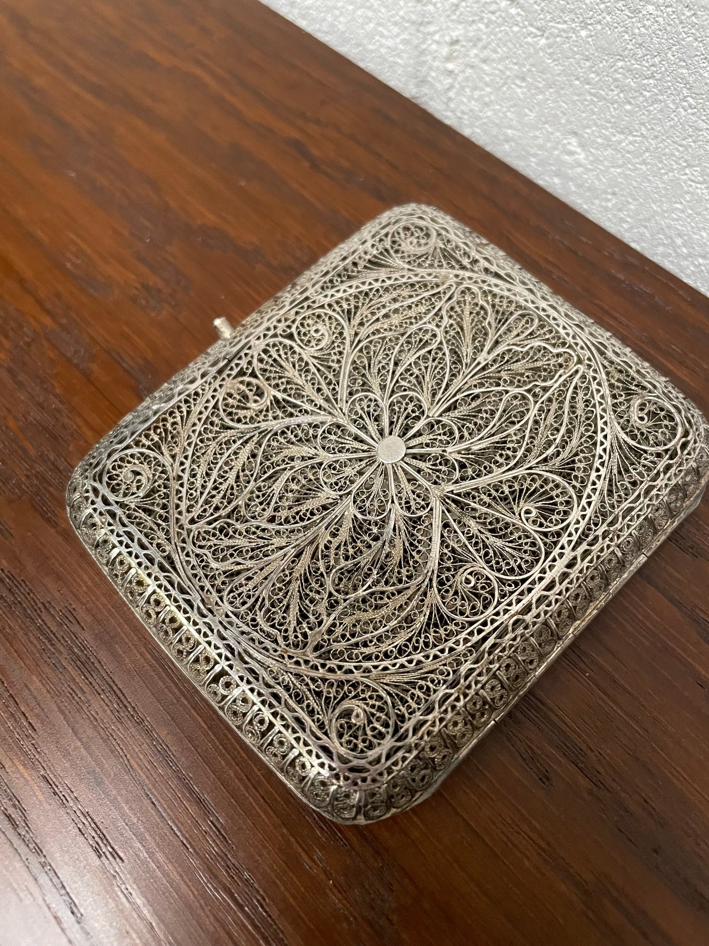 Antique Filigree Silver Case "Continental"