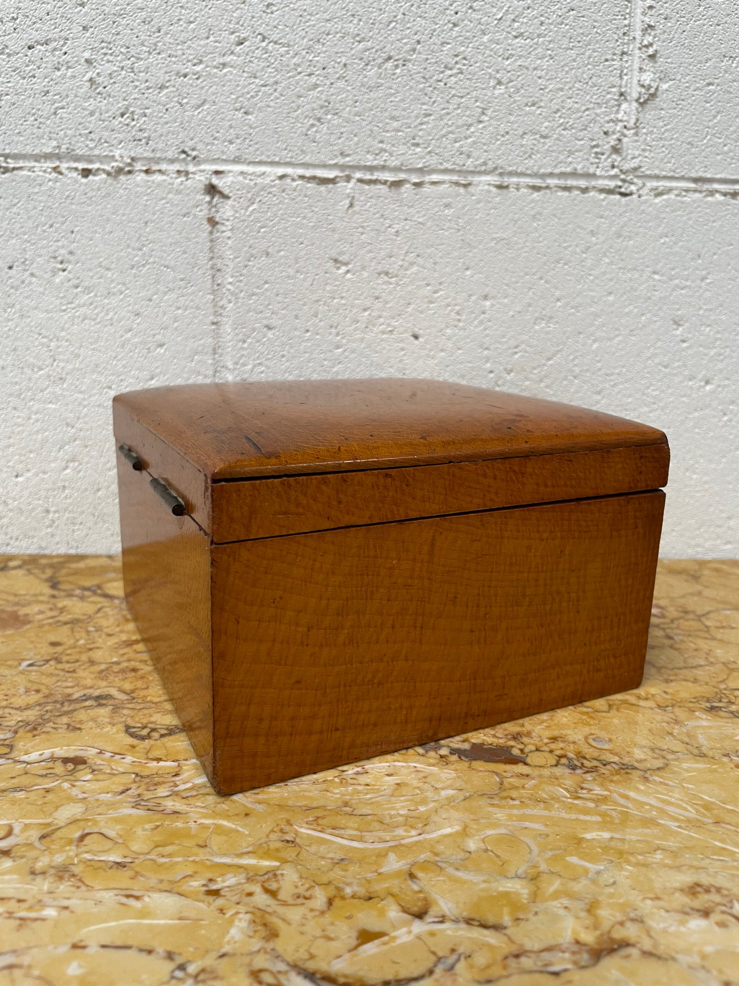 Large Vintage Maple Wooden Hinged Box