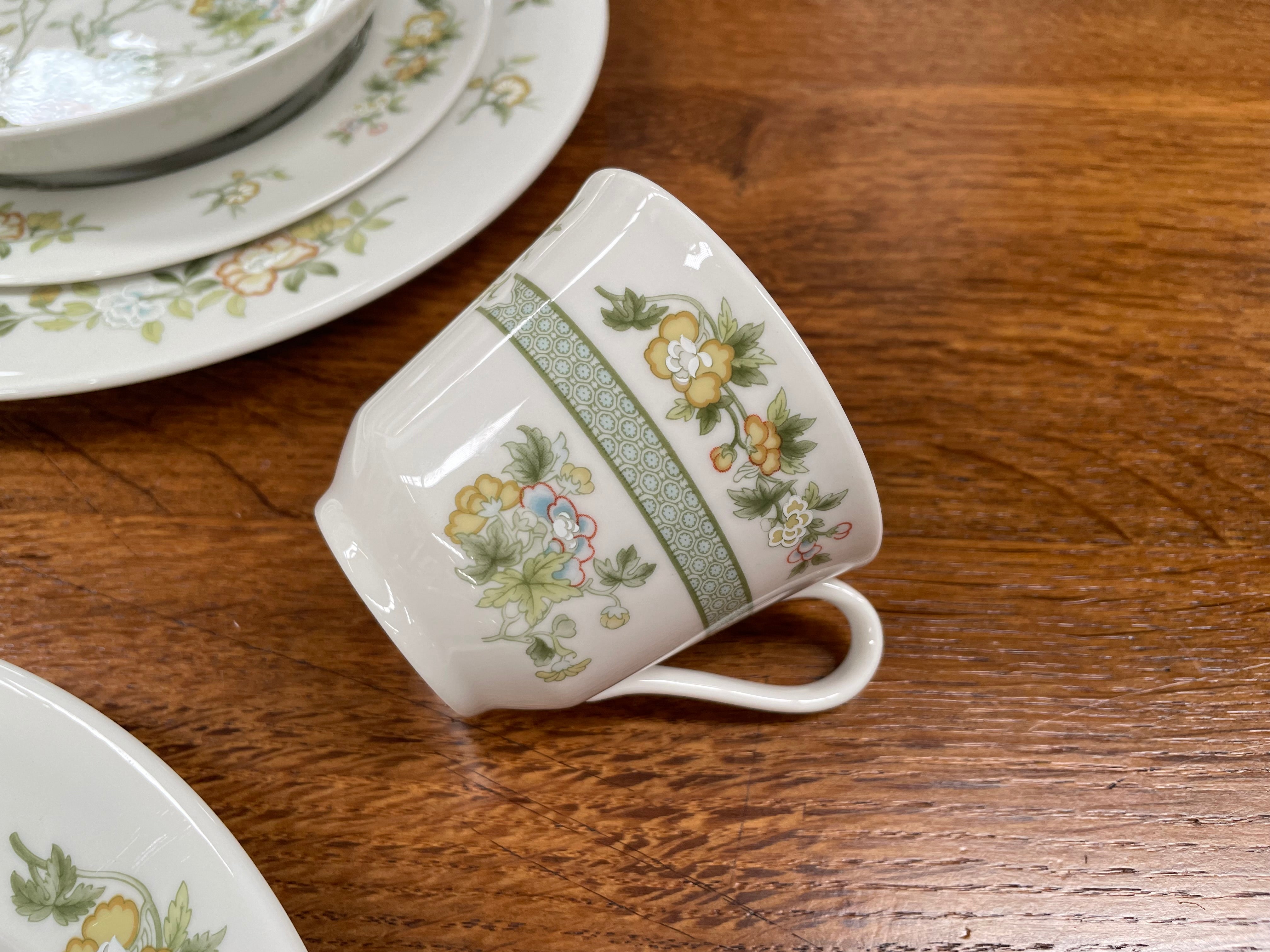Royal Doulton Fine China Made in England Set for Six- Pattern Tonkin TC1107 | Antique & Vintage | Moonee Ponds Antiques | Australia Wide Delivery