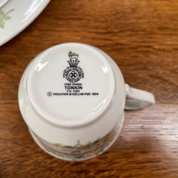 Royal Doulton Fine China Made in England Set for Six- Pattern Tonkin TC1107