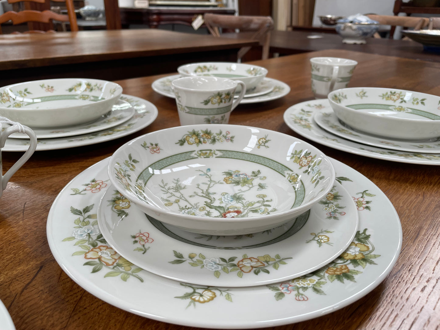 Royal Doulton Fine China Made in England Set for Six- Pattern Tonkin TC1107