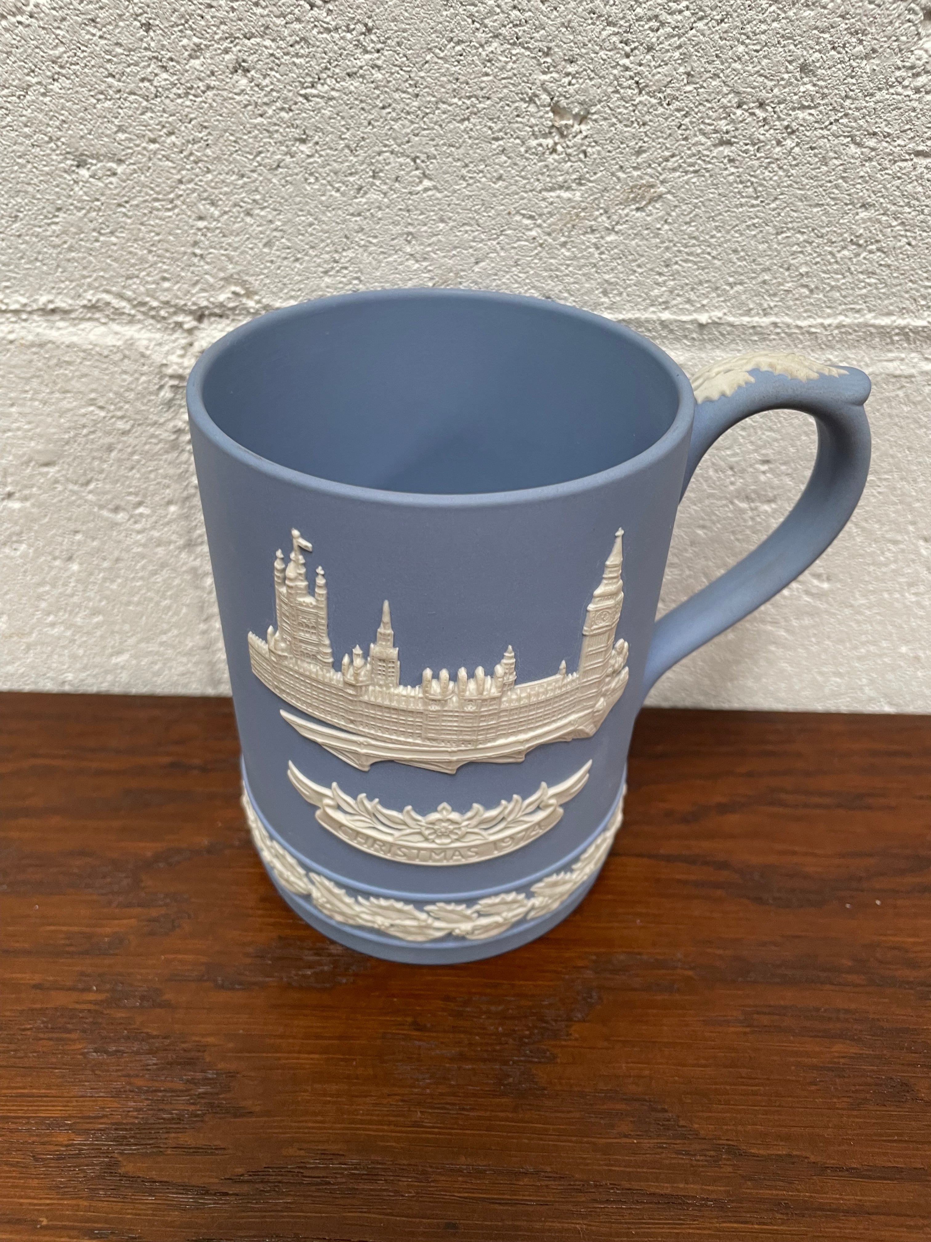 Wedgewood Christmas 1974 Mug with "Houses of Parliament" | Antique & Vintage | Moonee Ponds Antiques | Australia Wide Delivery