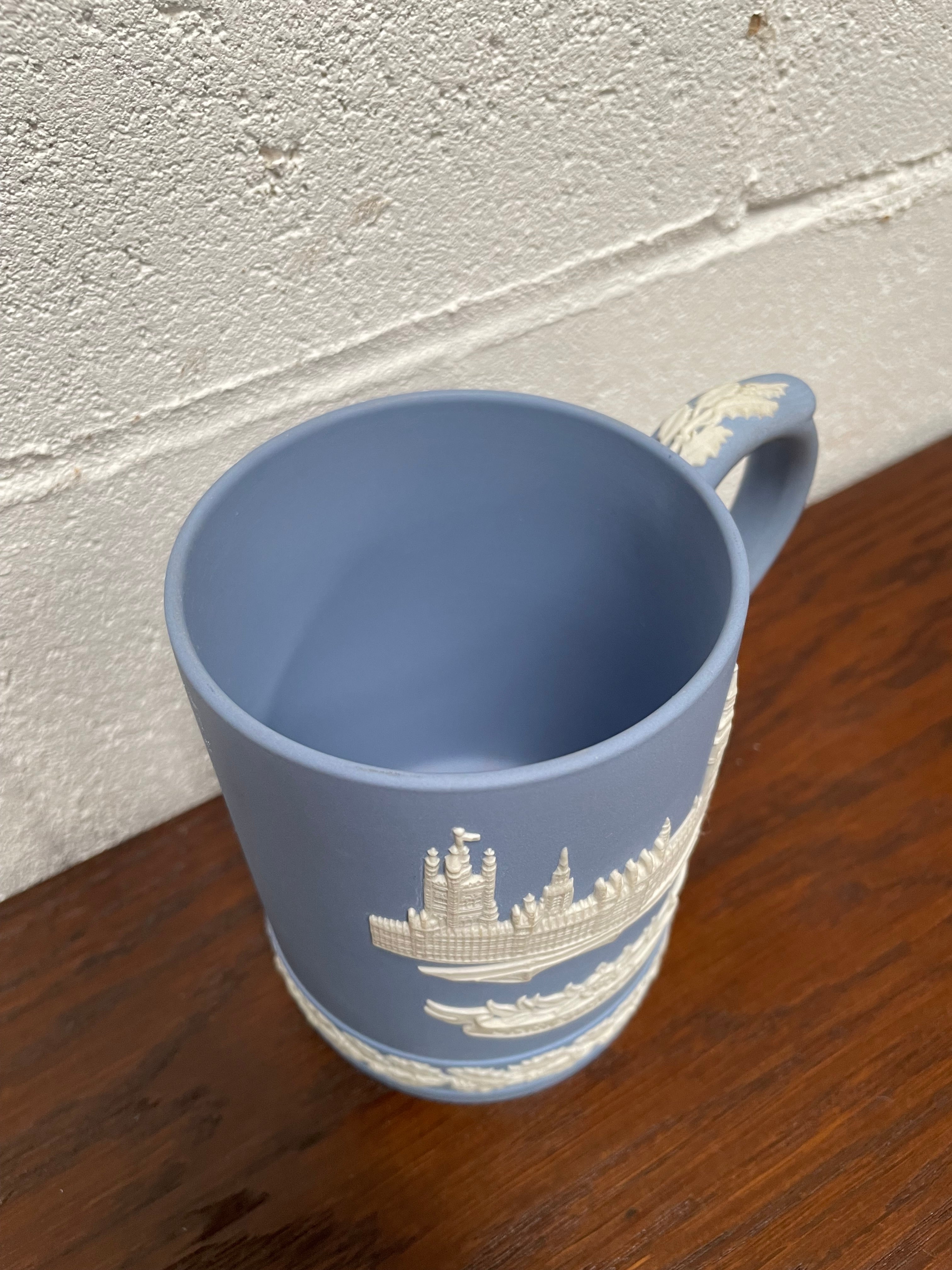 Wedgewood Christmas 1974 Mug with "Houses of Parliament" | Antique & Vintage | Moonee Ponds Antiques | Australia Wide Delivery