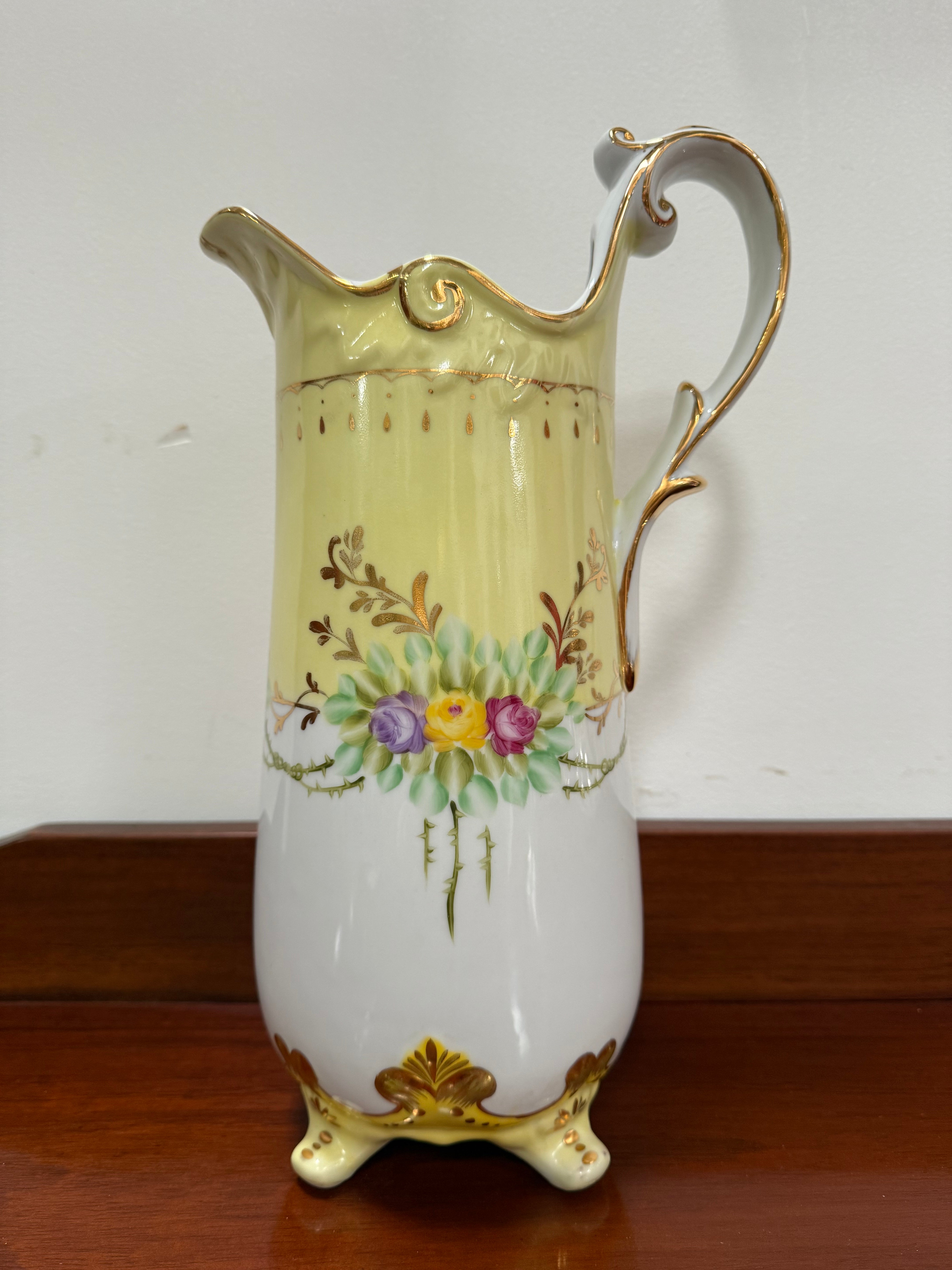 English Vintage Country Fulham Vase/Jug