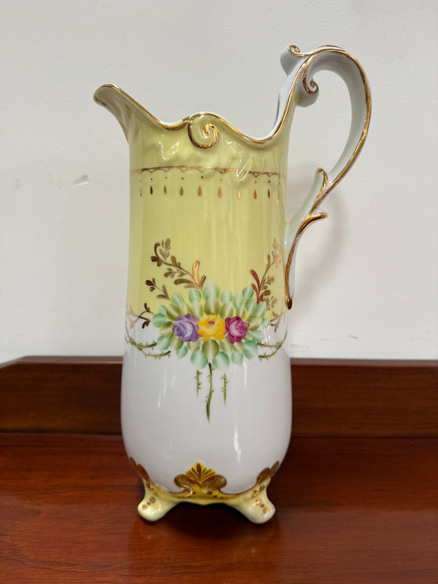 English Vintage Country Fulham Vase/Jug