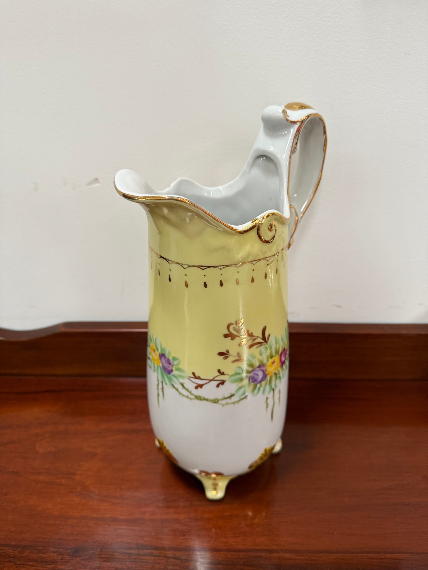 English Vintage Country Fulham Vase/Jug