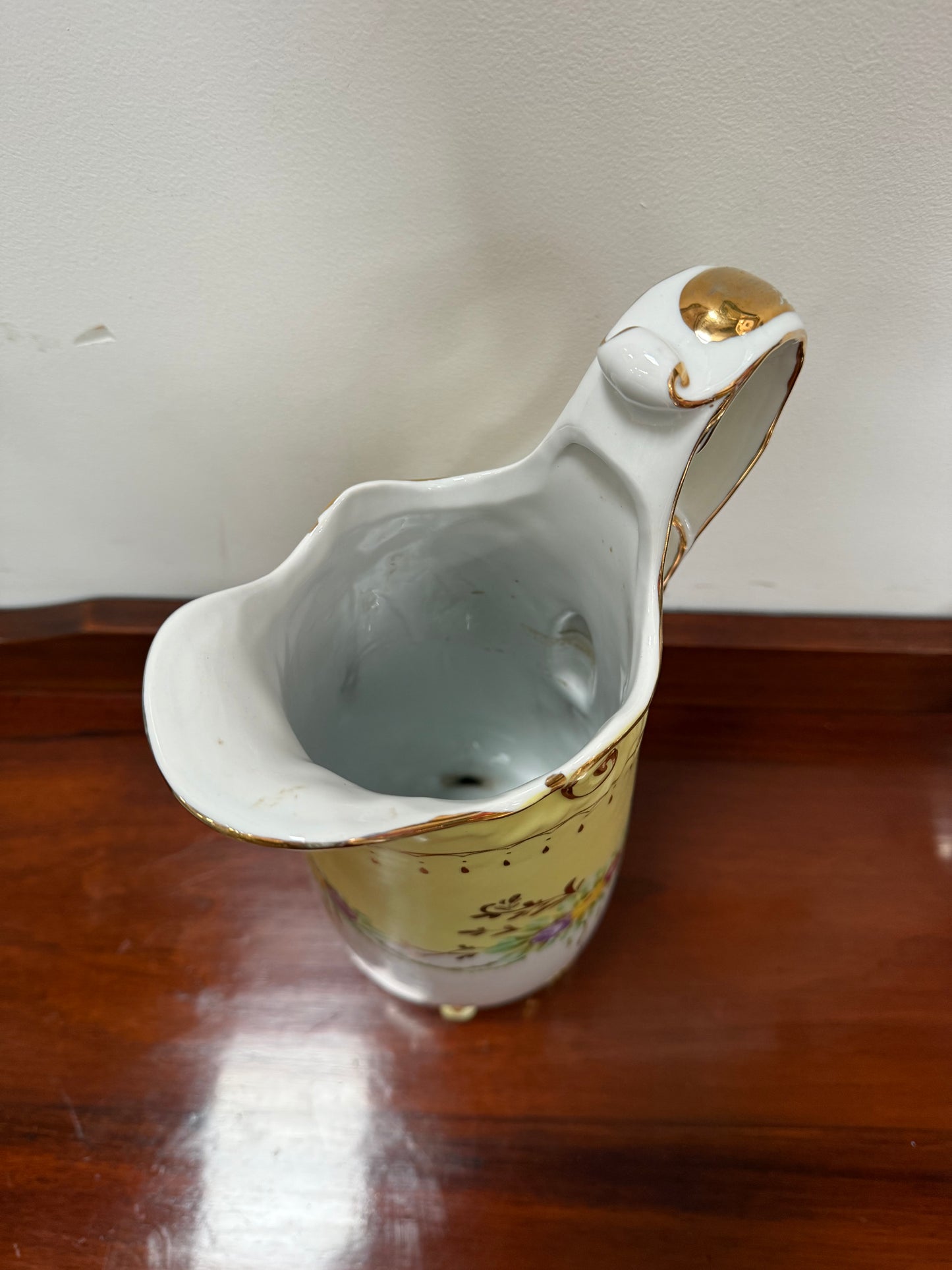 English Vintage Country Fulham Vase/Jug