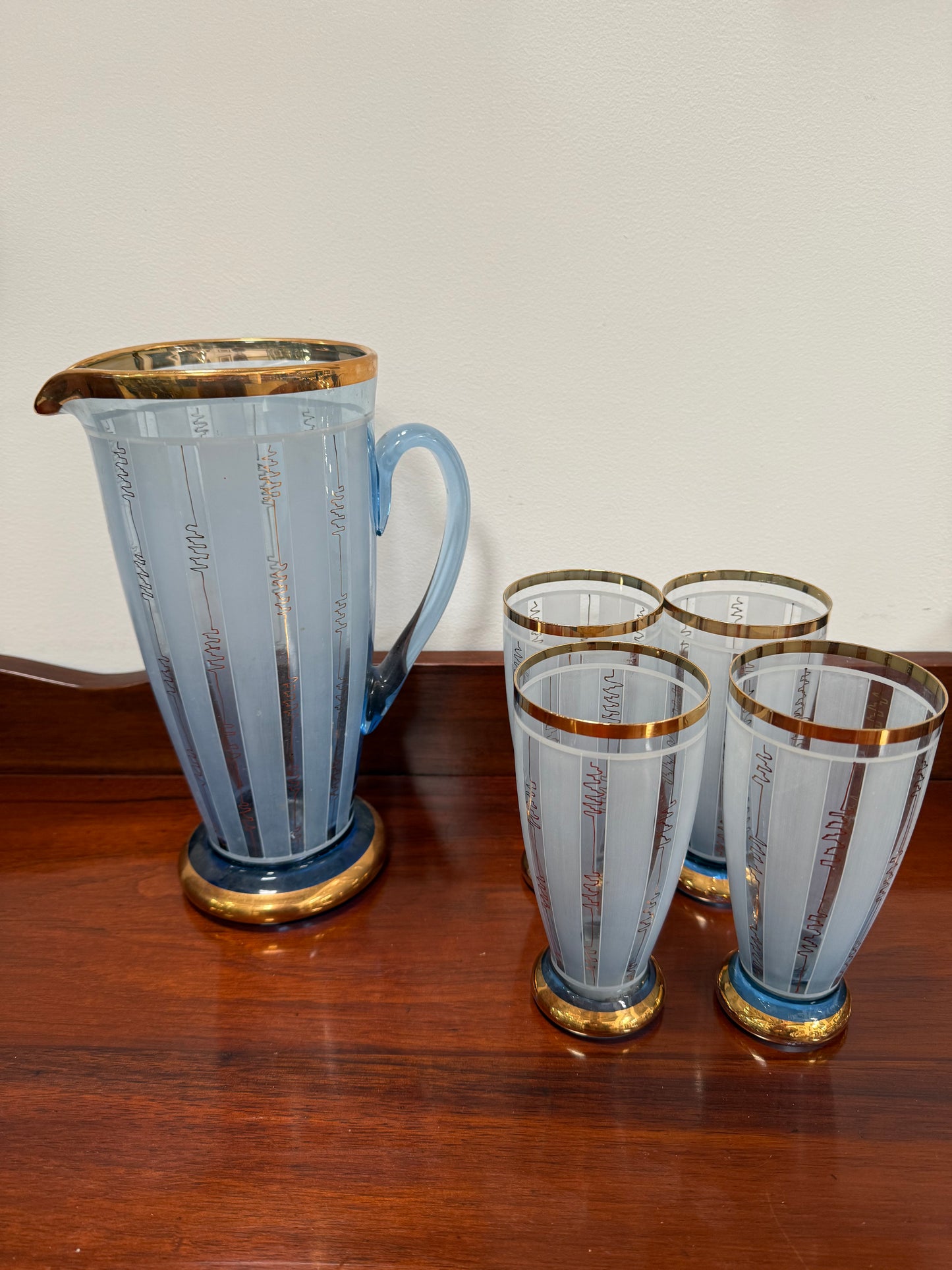 Quality Art Deco Style Lemonade Set Of Jug & 4 Glasses
