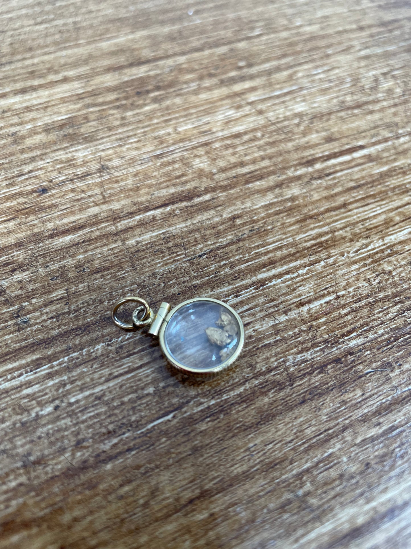 Vintage 12ct Gold Filled Pendant With Gold Nuggets