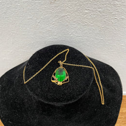 Vintage 9ct Gold Filled Green Stone Pendant & Chain