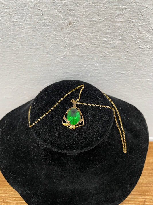 Vintage 9ct Gold Filled Green Stone Pendant & Chain