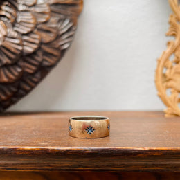 Vintage 9ct Silver Lined Ring With Sapphire