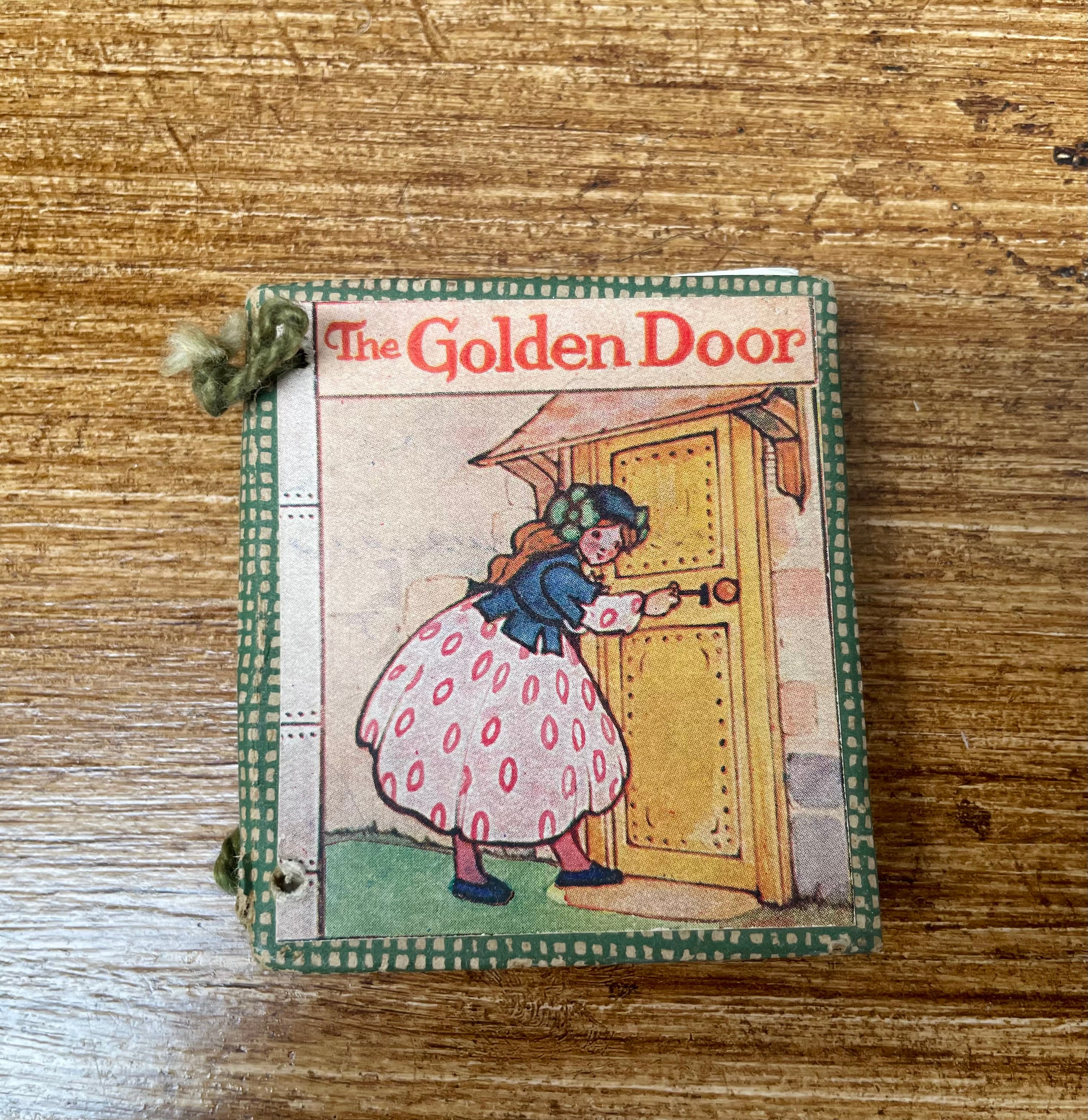 Rare & Collectible Miniature Books Various Titles Circ: 1919