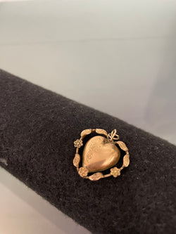 Vintage 9ct Lined Gold Heart Pendant | Antique & Vintage | Moonee Ponds Antiques | Australia Wide Delivery