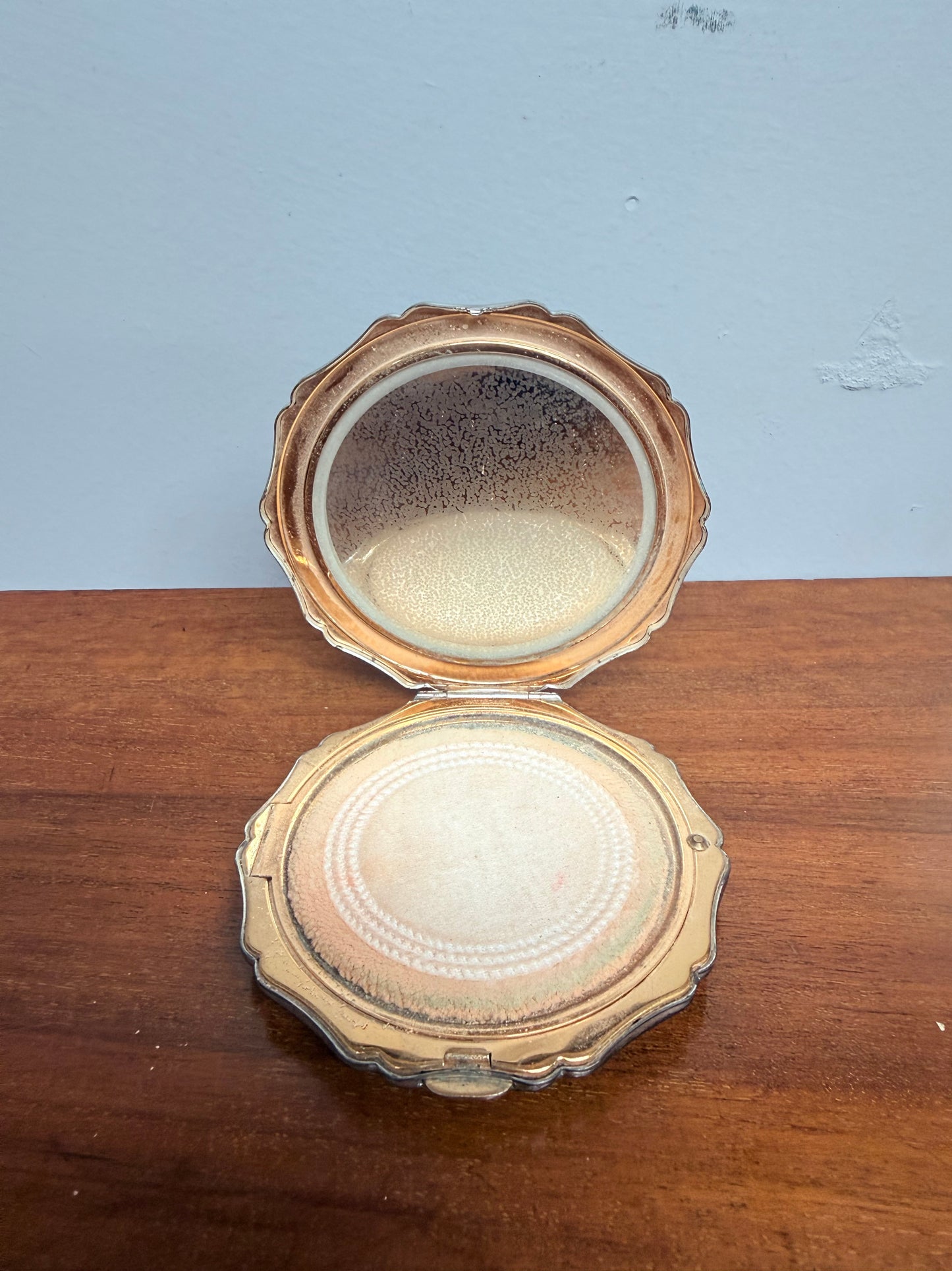 Vintage Silver Plated Stratton Compact