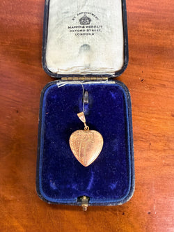 Vintage 9ct Lined Gold Heart Locket | Antique & Vintage | Moonee Ponds Antiques | Australia Wide Delivery