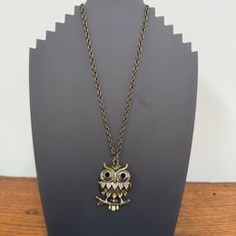 Vintage Gold Coloured Owl Pendant & Chain