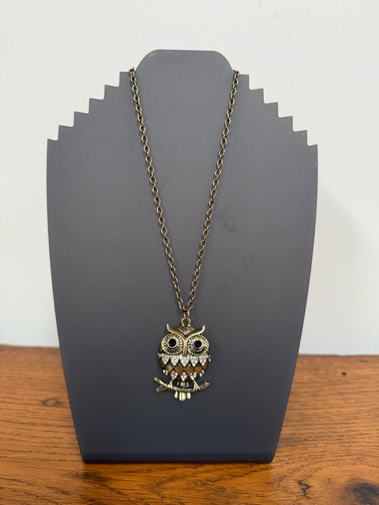 Vintage Gold Coloured Owl Pendant & Chain