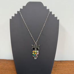 Vintage Gold Coloured Owl Pendant & Chain