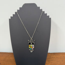 Vintage Gold Coloured Owl Pendant & Chain